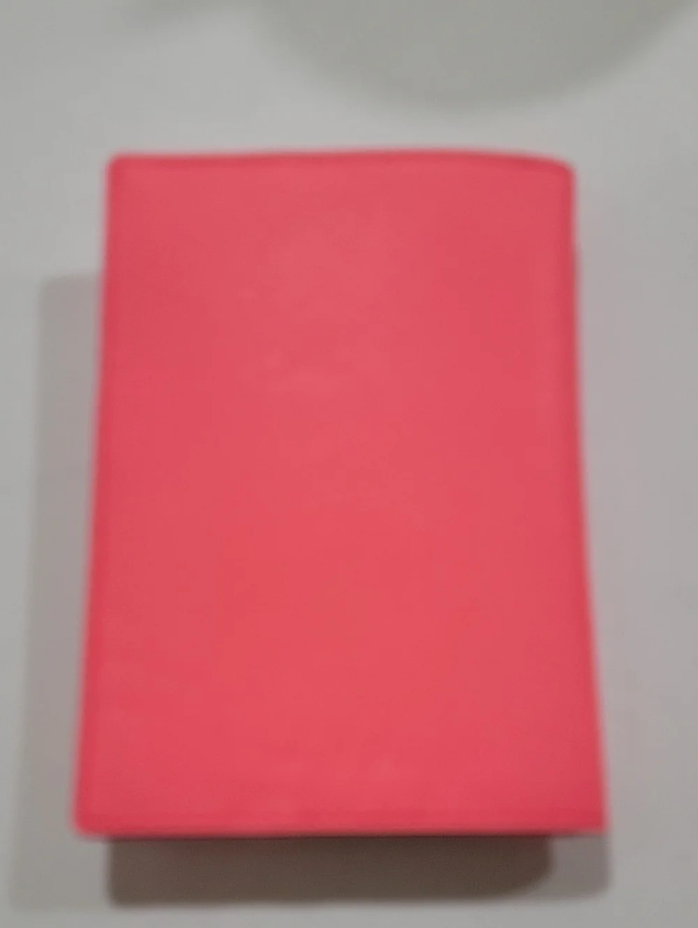 kate spade coral Talk The Talk Imogene Passport Holder Featuring Parrot